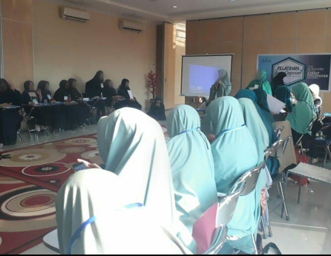 Ajak Muslimah Profesional, Muslimah Wahdah Adakan Pelatihan EO