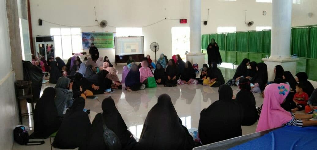 Muslimah Wahdah Manggala Adakan Pembekalan Penyelenggara Jenazah