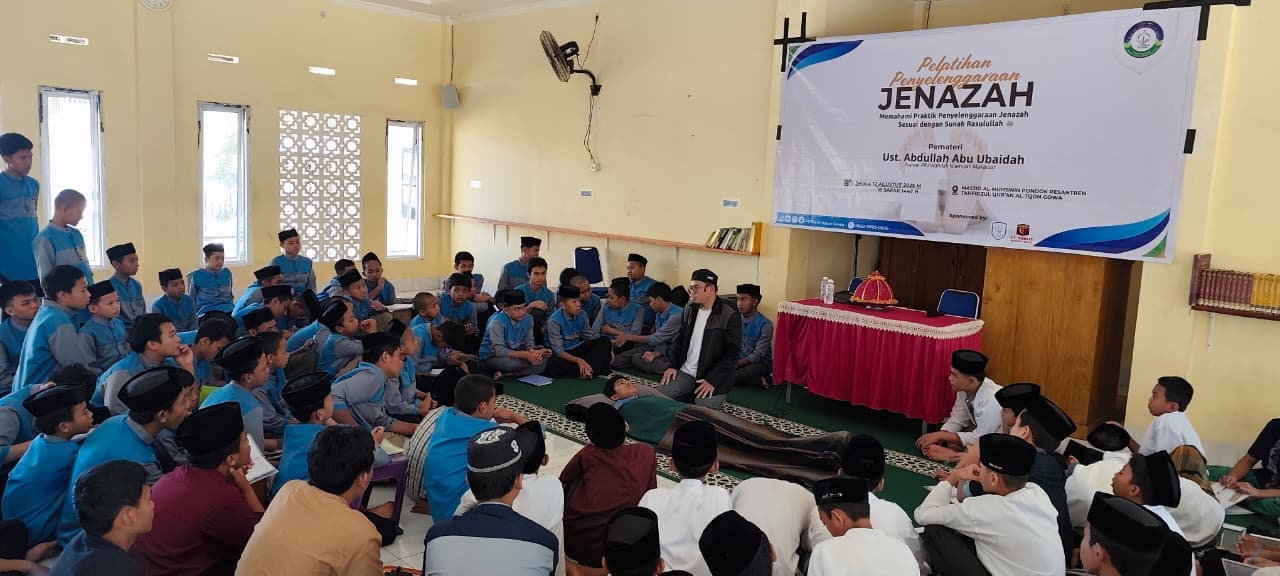 Wahdah Islamiyah Makassar Gelar Pelatihan Penyelenggaraan Jenazah untuk Santri Tahfidz Al-Itqon Gowa