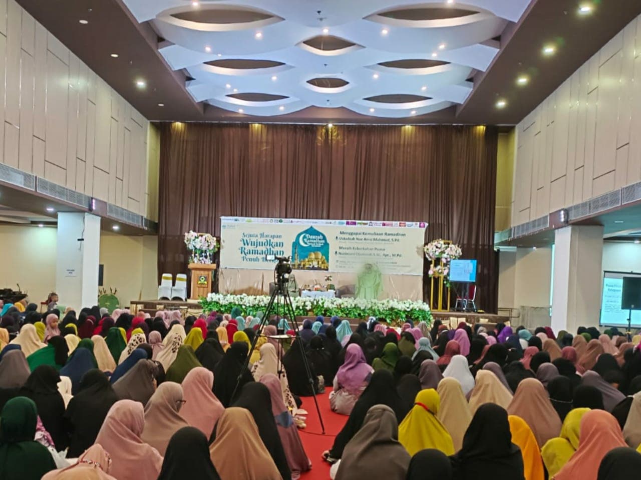 Sambut Ramadhan Penuh Berkah, Muslimah Wahdah Makassar Gelar Daurah Ramadhan Muslimah
