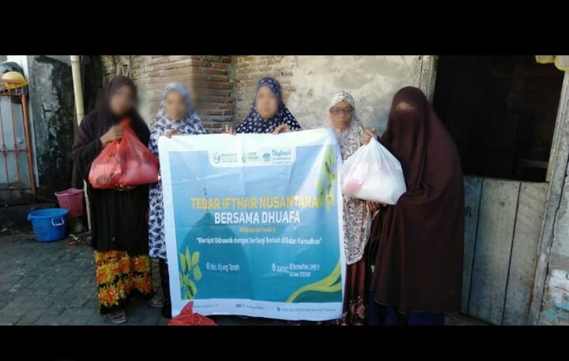 Berbagi Kebahagiaan, 15 MWC Bagi Ifthar dan Sembako Bagi Kaum Dhuafa