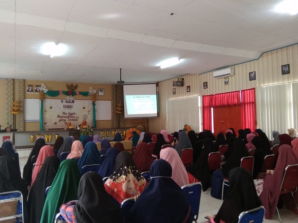 Ratusan Pelajar Muslimah Jeneponto Meriahkan Kemah Ramadhan