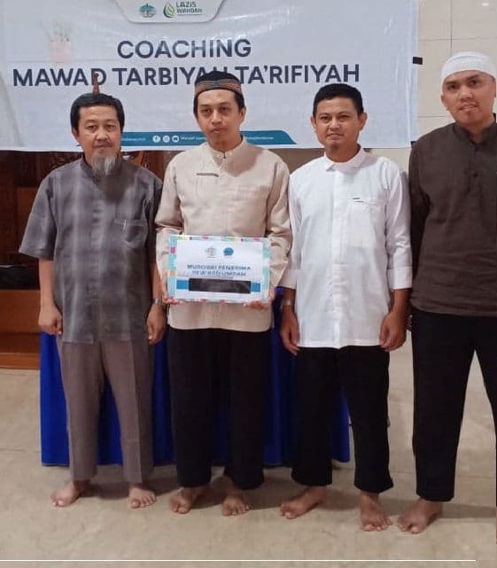 Apresiasi Kinerja Murabbi dan Pengurus, Wahdah Islamiyah Makassar Bagikan Hadiah Umrah Gratis